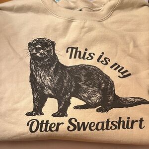 Otter Graphic Sweatshirt